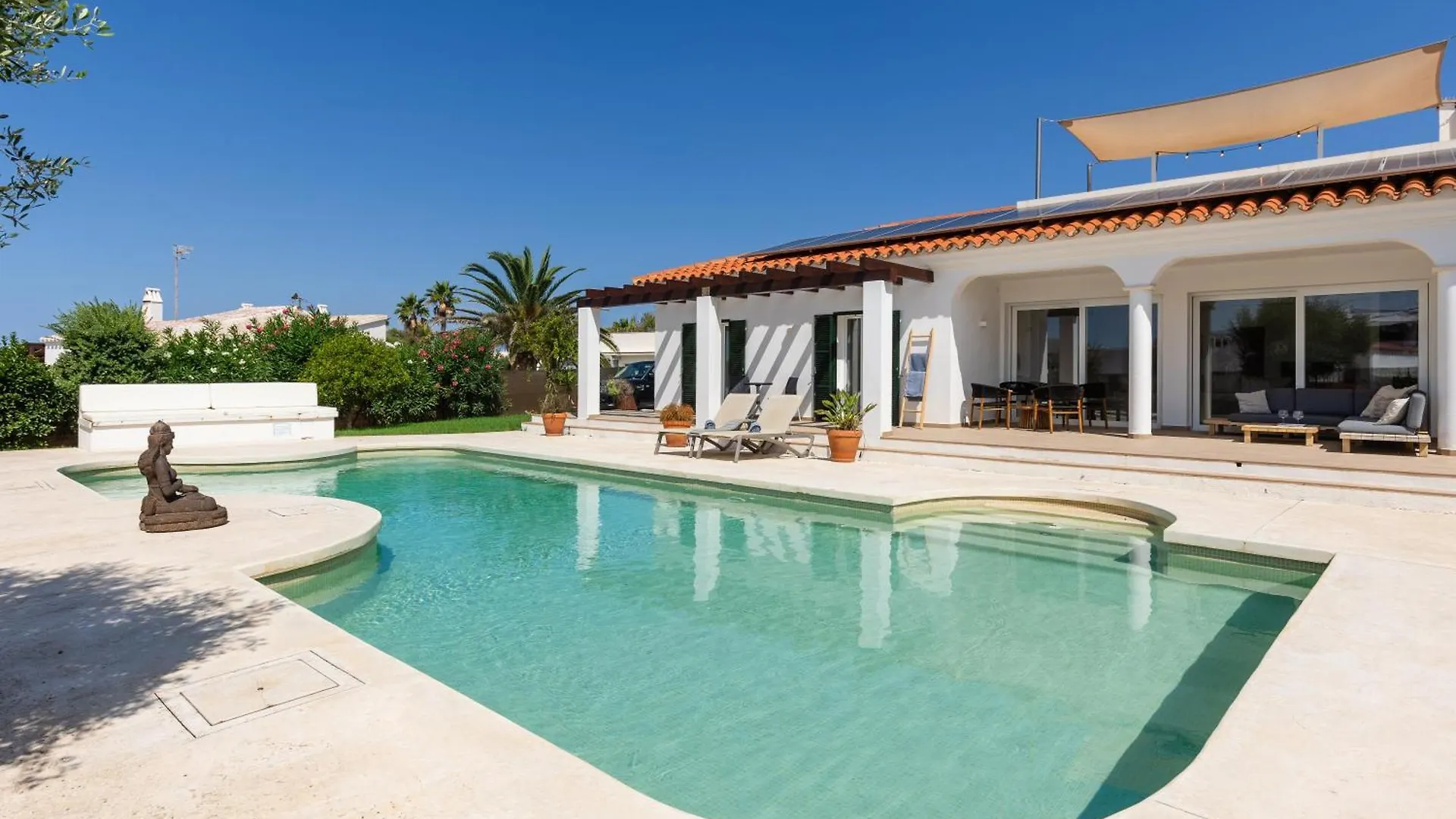 Villa Maravilla With Heatable Pool Rooftopbar With Sea Views And Range Rover Binibeca