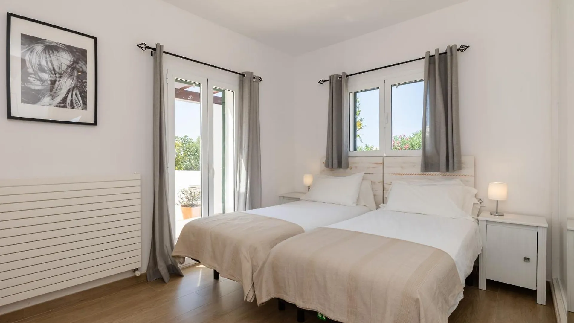 Villa Maravilla With Heatable Pool Rooftopbar With Sea Views And Range Rover Binibeca 0*,  İspanya