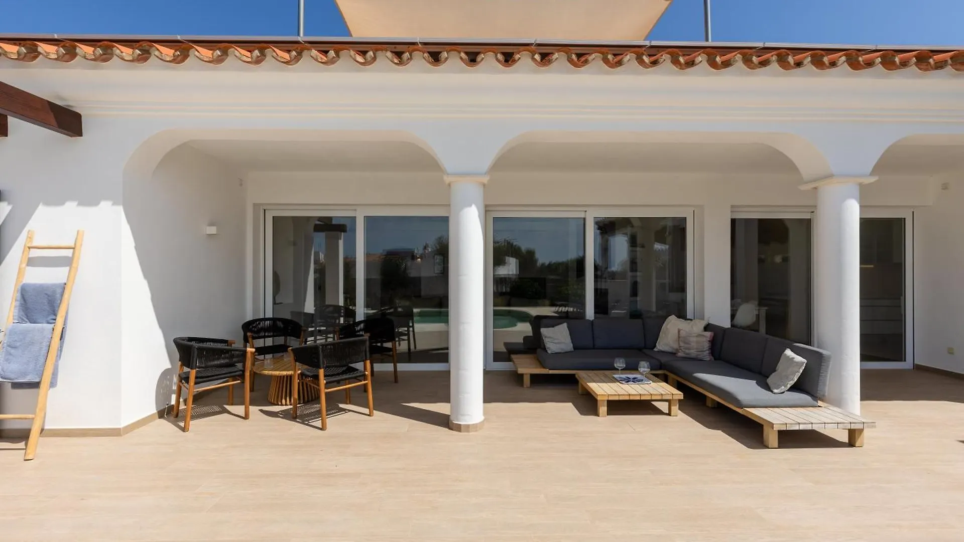Villa Maravilla With Heatable Pool Rooftopbar With Sea Views And Range Rover Binibeca