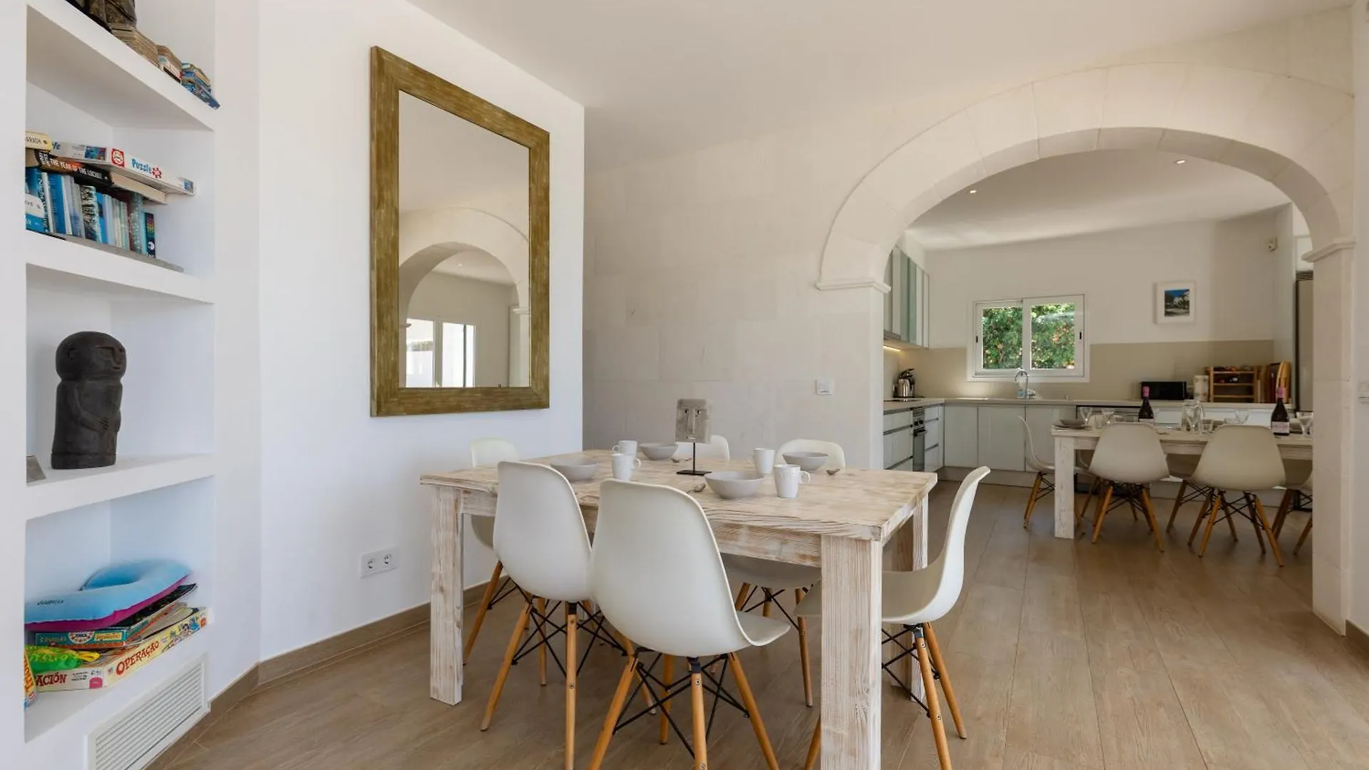 Villa Maravilla With Heatable Pool Rooftopbar With Sea Views And Range Rover Binibeca