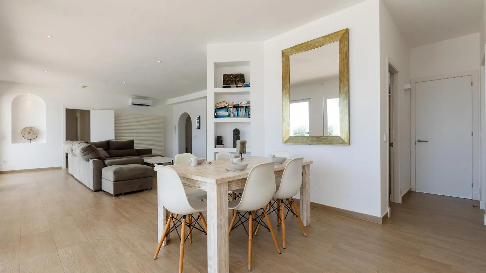 ביניבקה Villa Maravilla With Heatable Pool Rooftopbar With Sea Views And Range Rover 0*,  ספרד